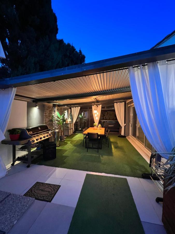 Mon Petit Bali Bed & Breakfast Maussane-les-Alpilles Exterior photo